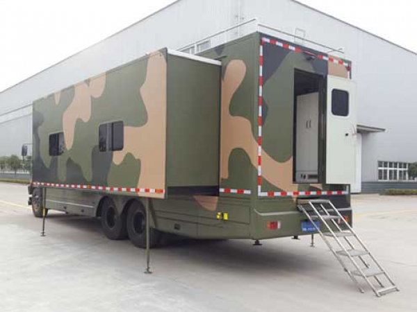 宿營車28-32人住宿野外拉練車 宿營車28-32人住宿野外拉練車